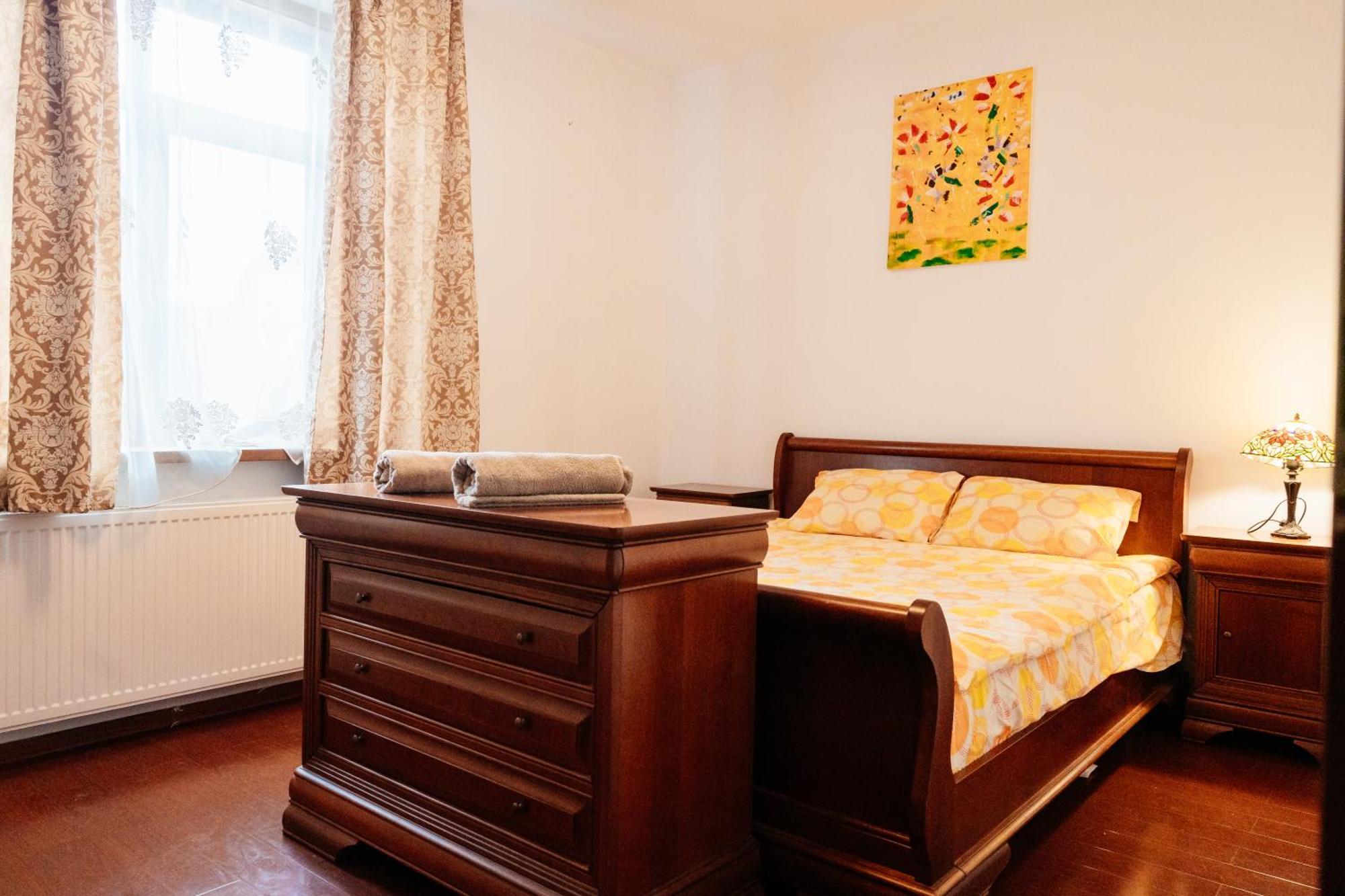 Maan Central Apartment Pet Friendly Location Braşov Exteriör bild