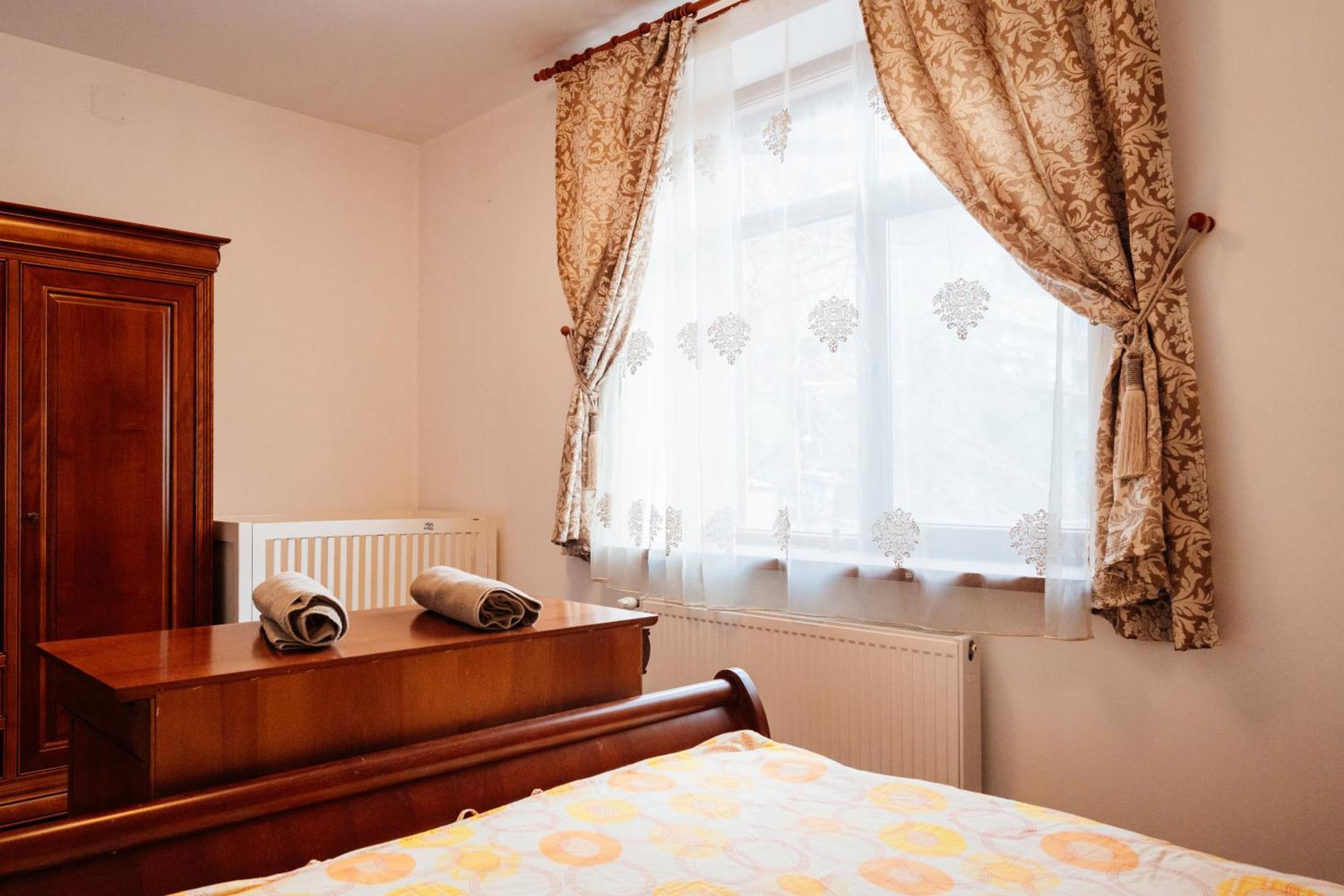 Maan Central Apartment Pet Friendly Location Braşov Exteriör bild