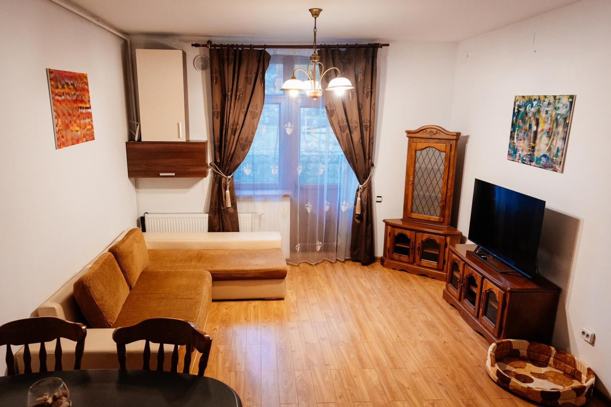 Maan Central Apartment Pet Friendly Location Braşov Exteriör bild